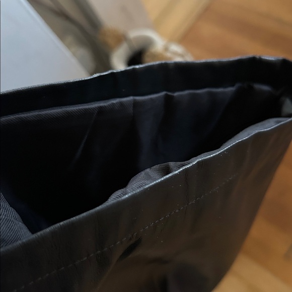 NASTY GAL LONG SLEEVE FAUX LEATHER JUMPSUIT 6 EXCELLENT NEW NO TAGS - Picture 5 of 6